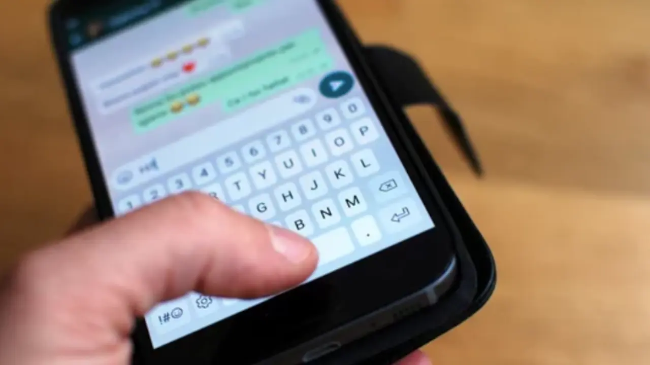 Mobile, whatsApp