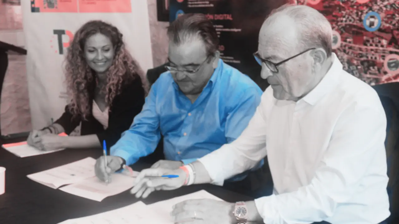 Javier L&oacute;pez Marcano, Ainoa Qui&ntilde;ones y Miguel &Aacute;ngel Ruiz Lav&iacute;n.