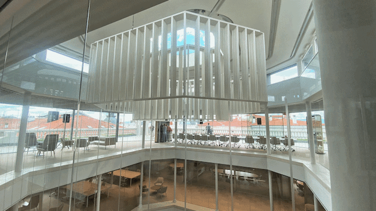 El Estudio de Arquitectura Cruz y Ortiz ha sido el encargado de realizar la rehabilitaci&oacute;n                   y remodelaci&oacute;n          del edificio | El inmueble           est&aacute; acreditado como el edificio m&aacute;s sostenible que se puede                     construir              actualmente
