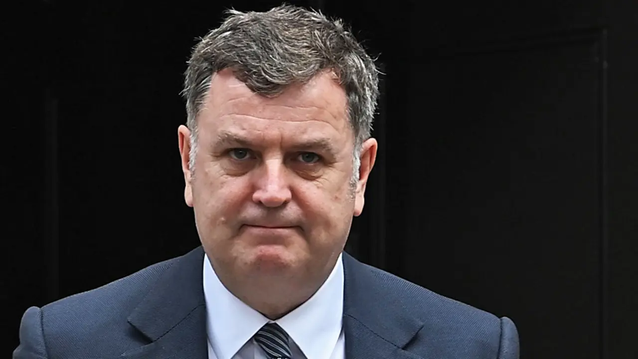 Mel Stride, el ministro brit&aacute;nico de Trabajo y Pensiones. / EFE
