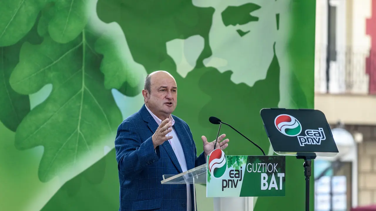 El presidente del PNV, Andoni Ortuzar. / ALERTA