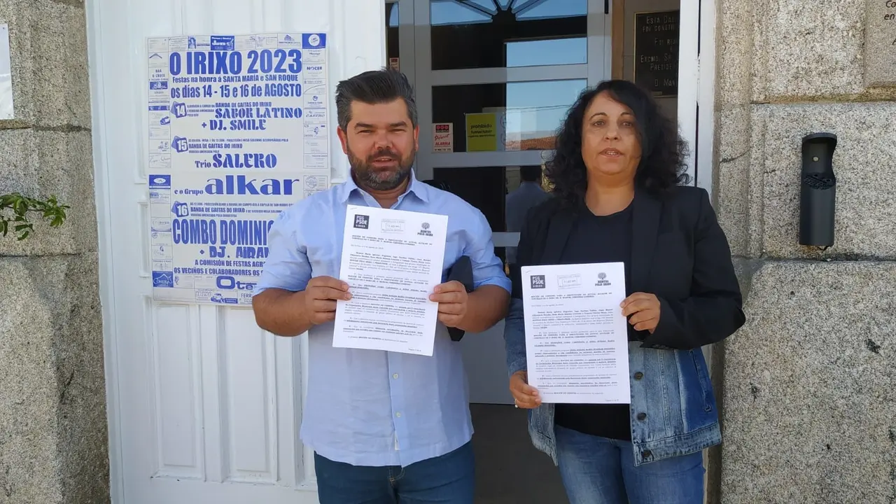 Presentaci&oacute;n de la moci&oacute;n de censura de O Irixo. EP