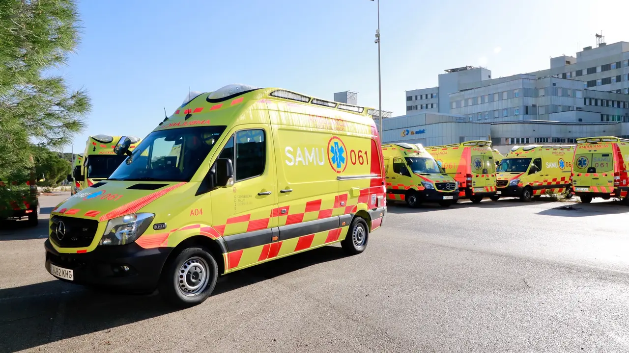 Ambulancias del SAMU 061 en Mallorca. / ALERTA