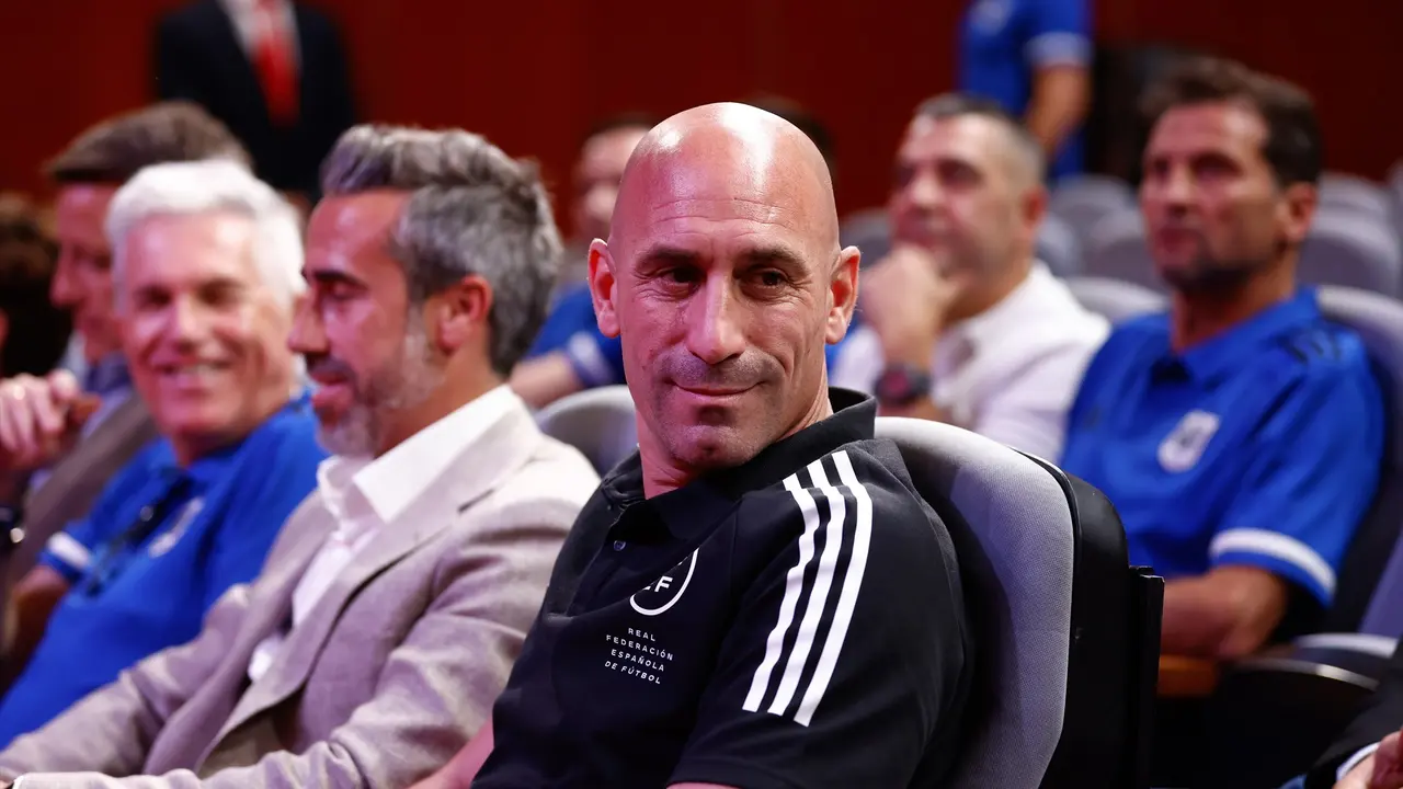 Luis Rubiales durante una conferencia de prensa. / EP