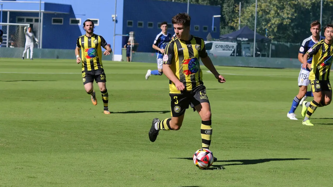 El Cay&oacute;n sobrevive por la mala punter&iacute;a del Avil&eacute;s
