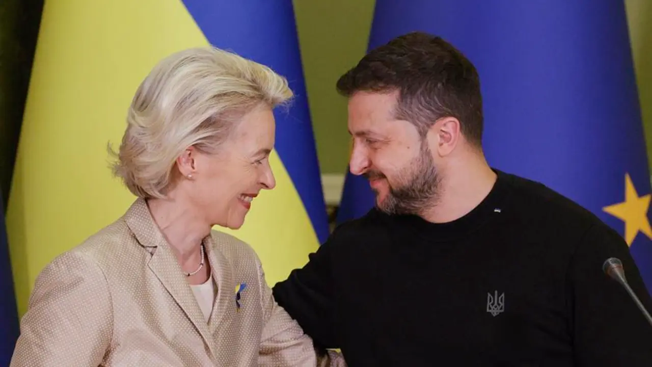 Ursula Von der Leyen y Volodimir Zelenski. EFE / Sergey Dolzhenko