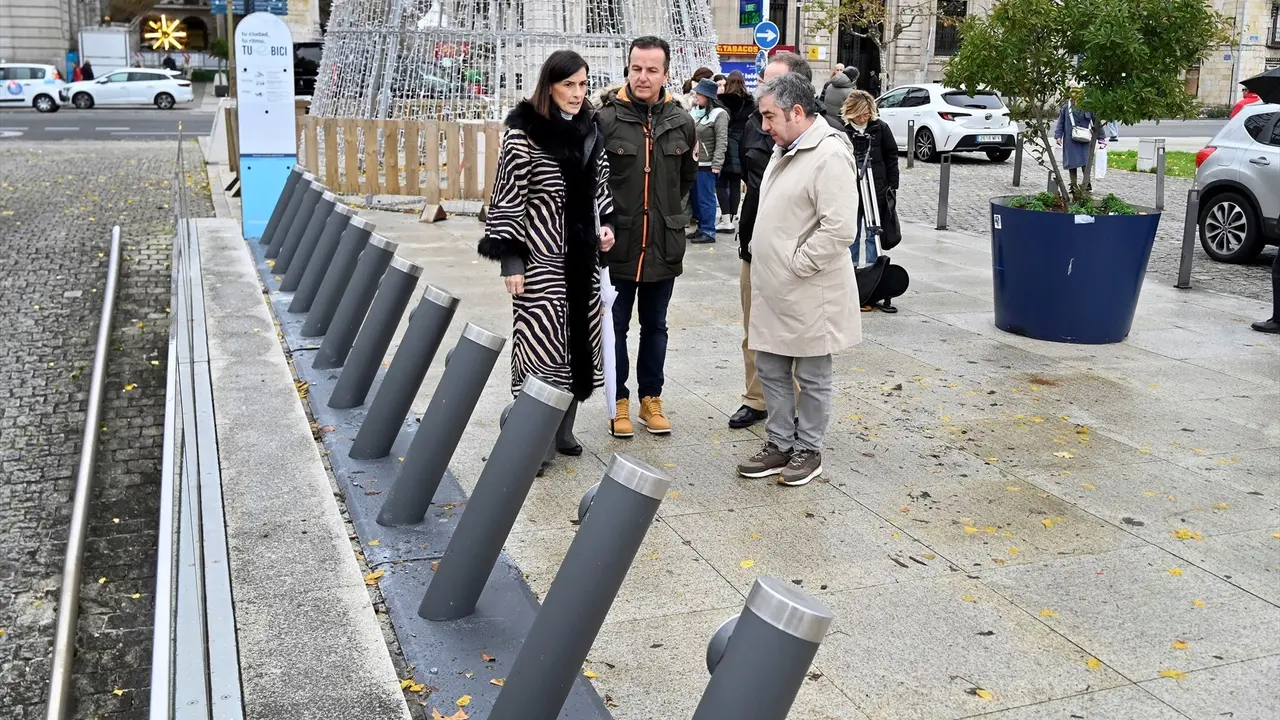 Estaci&oacute;n del nuevo servicio de bicicletas el&eacute;ctricas de Santander. / Alerta