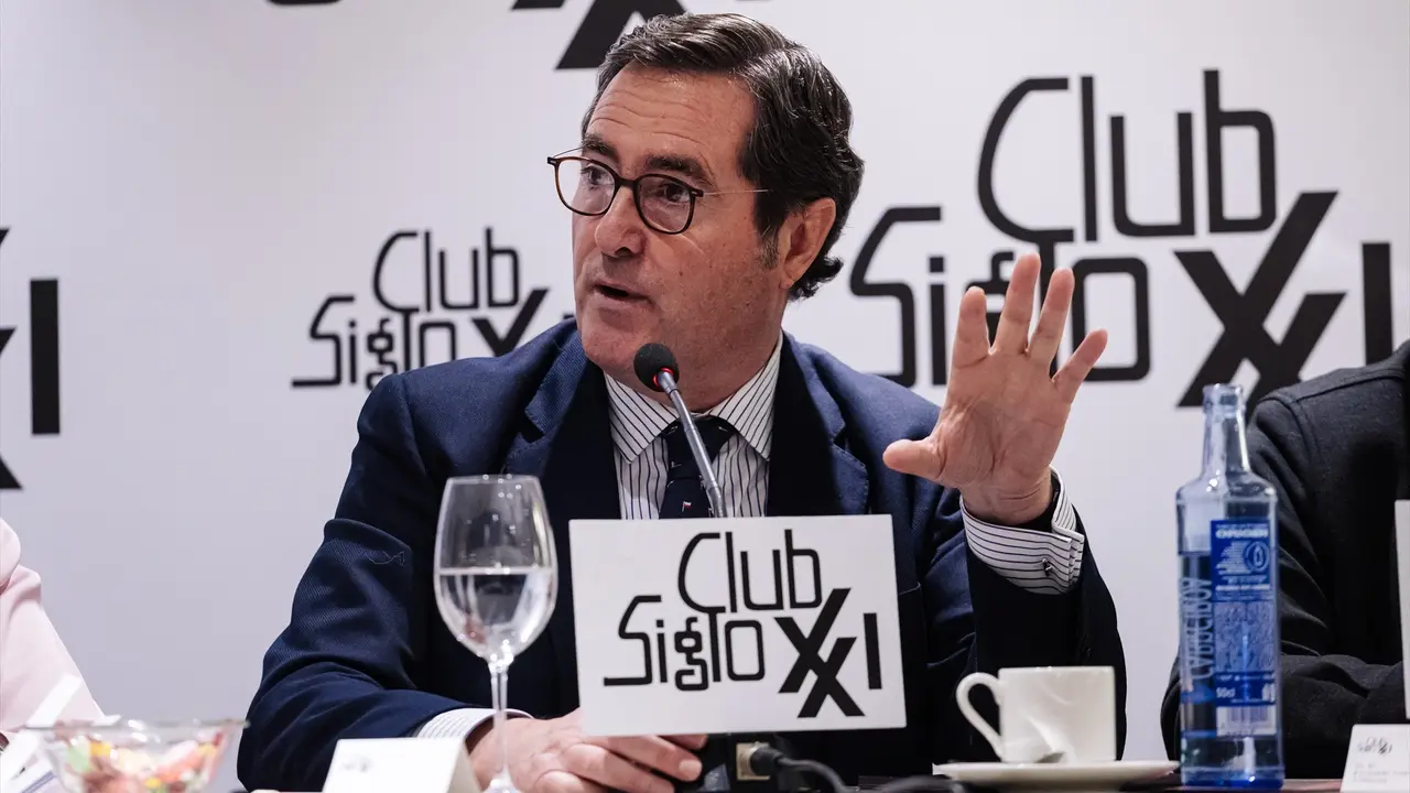 El presidente de la CEOE, Antonio Garamendi. EP / Carlos Luj&aacute;n