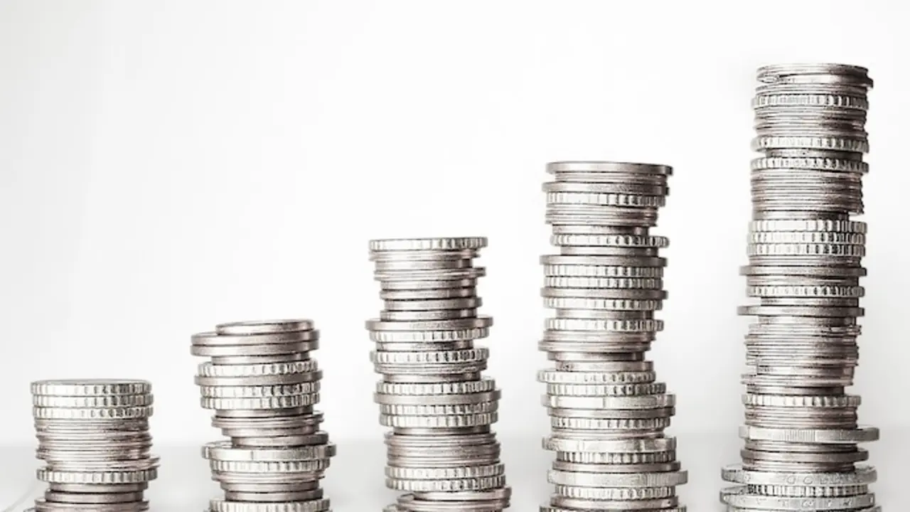 La evoluci&oacute;n comparativa del euro con las otras grandes cuatro divisas del mundo