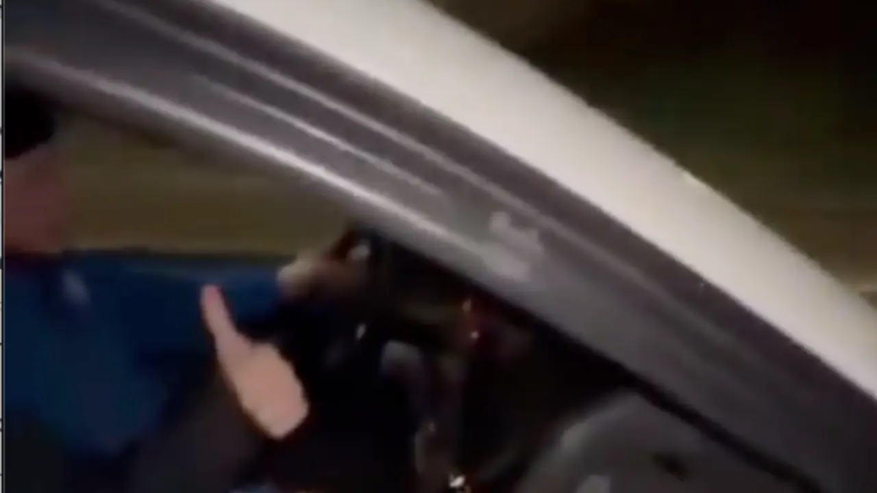 Captura de pantalla del v&iacute;deo que corre por las redes.