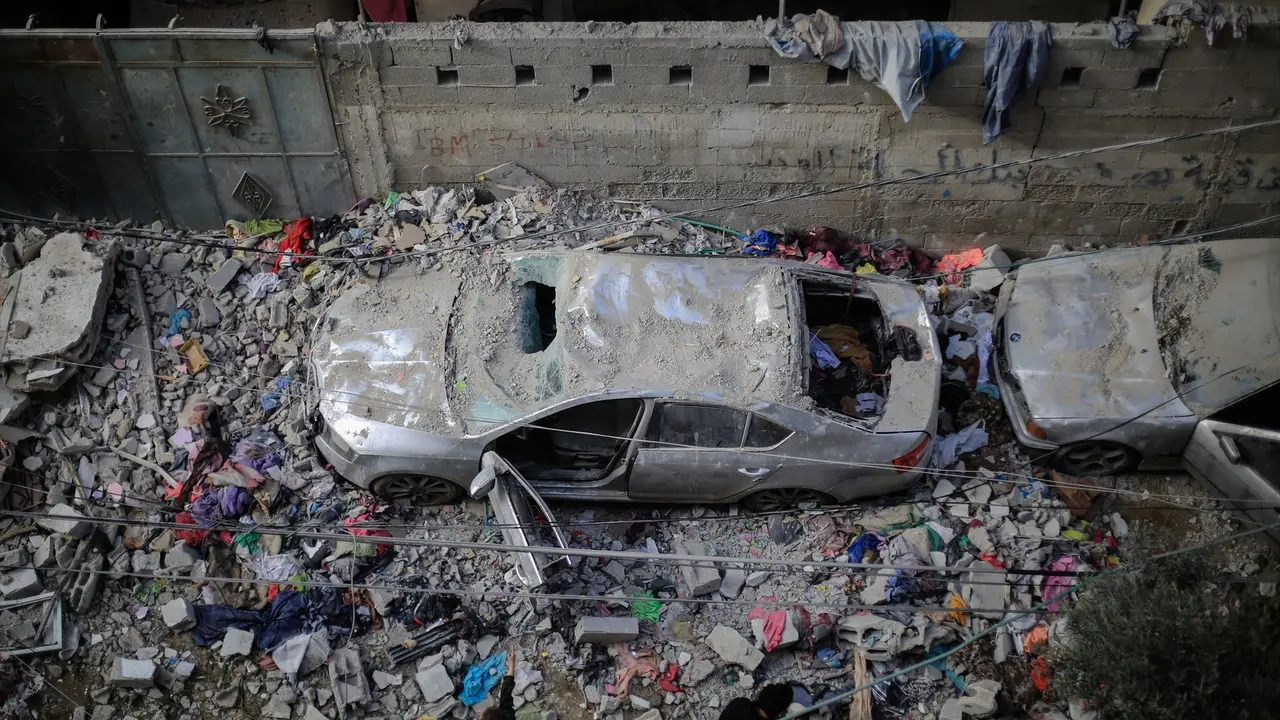 Vista de los destrozos en Rafah. EP / Mohammed Talatene