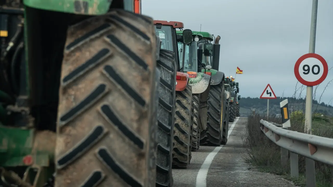 Los tractores protagonizan una nueva jornada de protesta. EP / Matias Chiofalo
