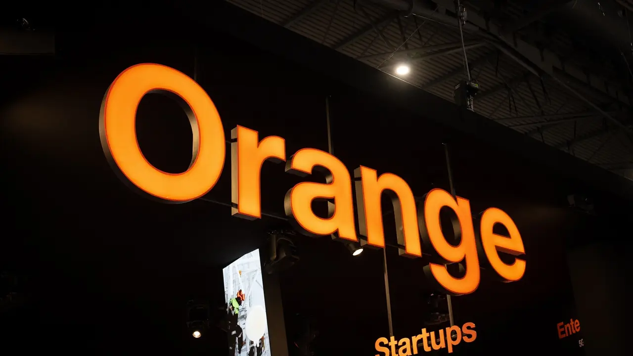 Un estand de Orange en el Mobile World Congress. EP / David Zorrakino / Archivo