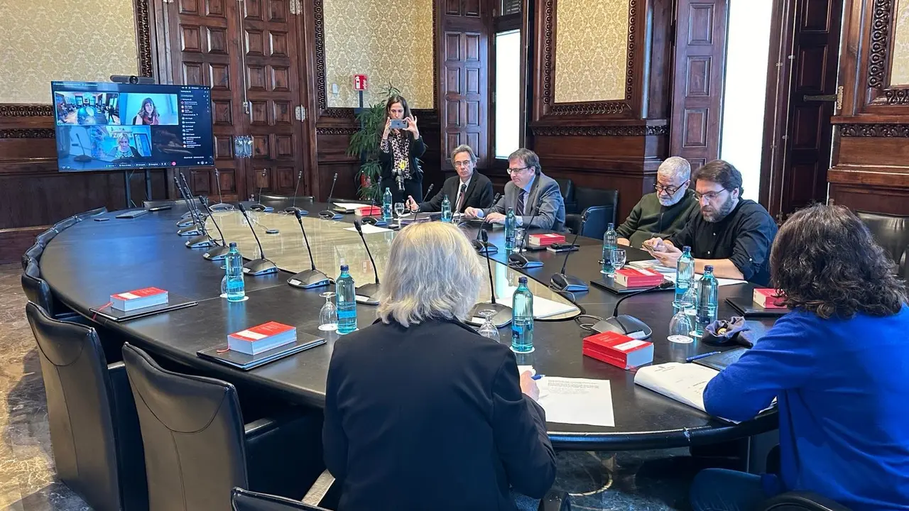 Reuni&oacute;n de la Mesa del Parlament. EP