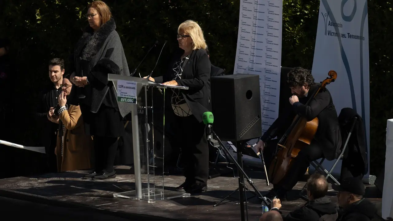 La expresidenta de la AVT &Aacute;ngeles Pedraza durante un acto que organiz&oacute; la Asociaci&oacute;n V&iacute;ctimas del Terrorismo (AVT) en conmemoraci&oacute;n del D&iacute;a Europeo de las V&iacute;ctimas del Terrorismo. EP / Eduardo Parra / Archivo