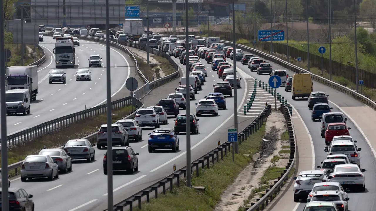 Operaci&oacute;n salida de las vacaciones de verano hacia las diferentes ciudades. / Eduardo Parra