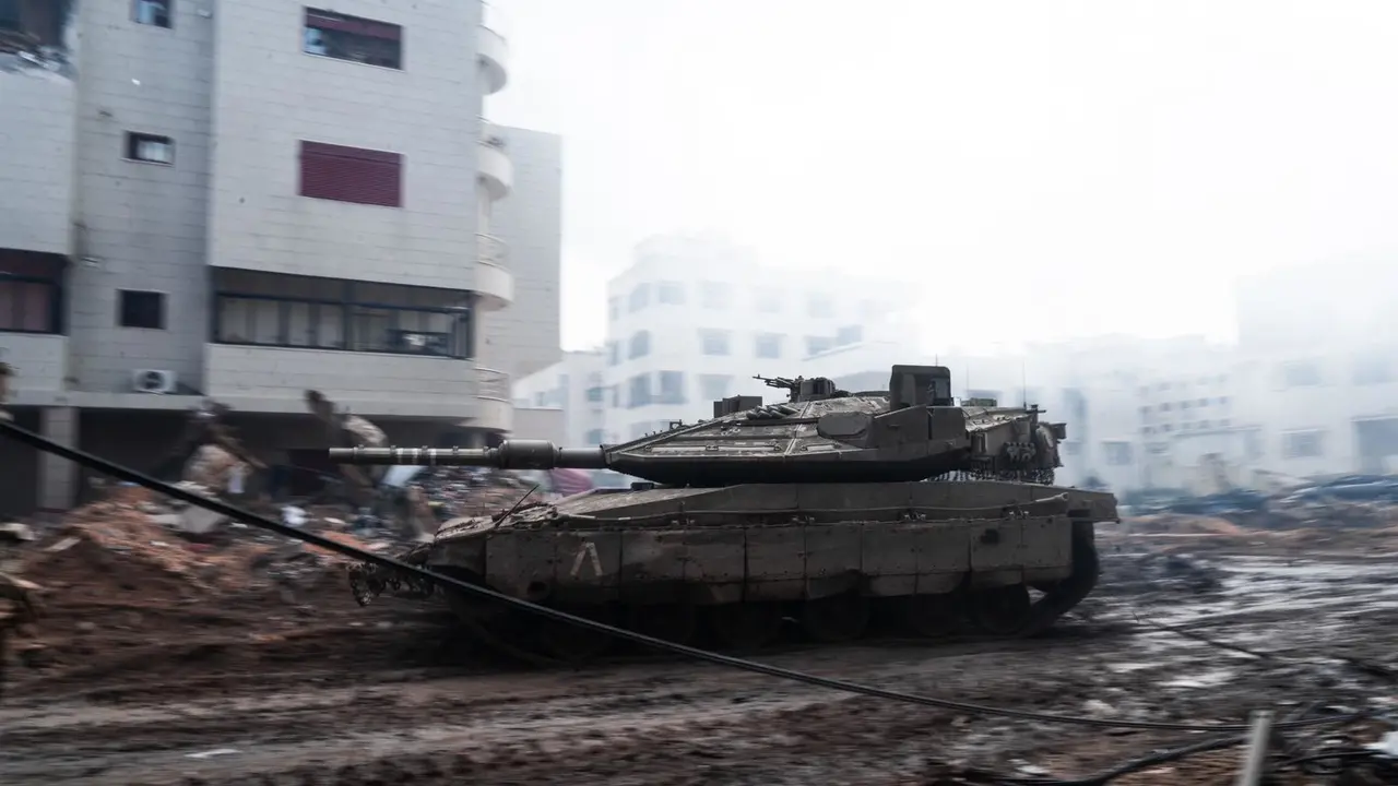 Un carro de combate israel&iacute; en la Franja de Gaza. / EP / Archivo