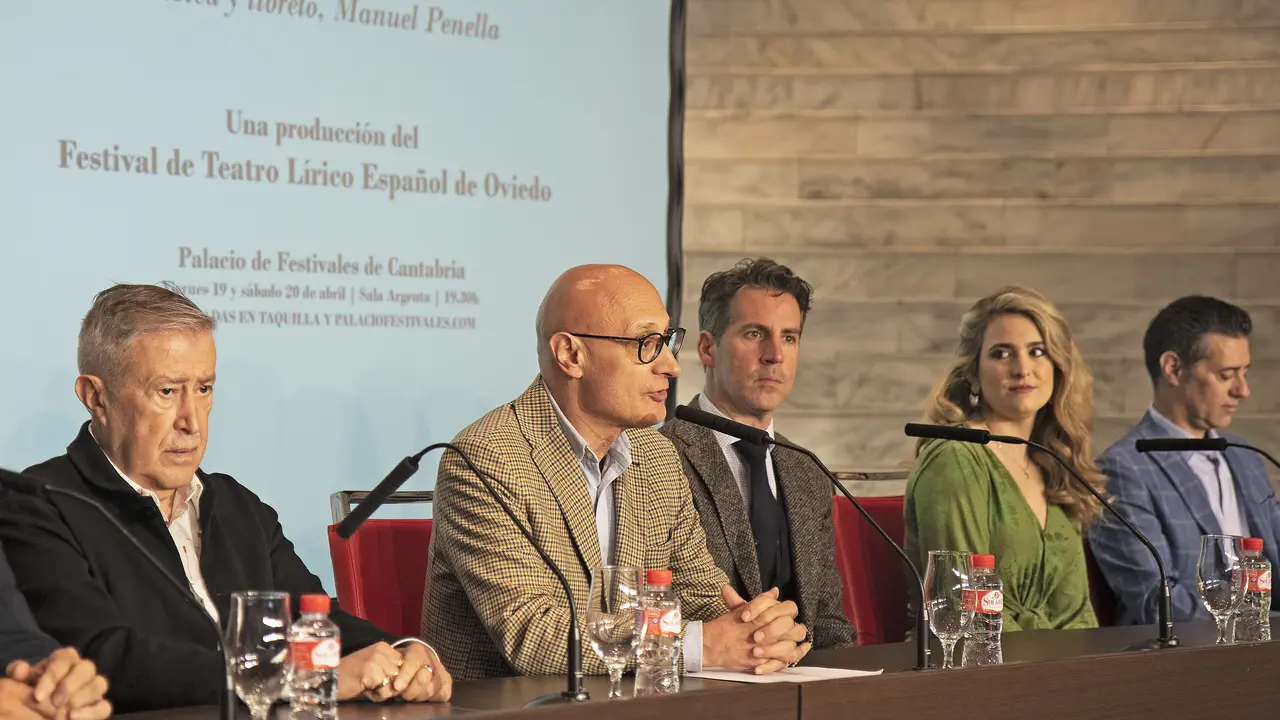 El director general de Cultura y Patrimonio Hist&oacute;rico, Juan Antonio Gonz&aacute;lez Fuentes, presenta 'Don Gil de Alcal&aacute;'. 
17 abril 2024