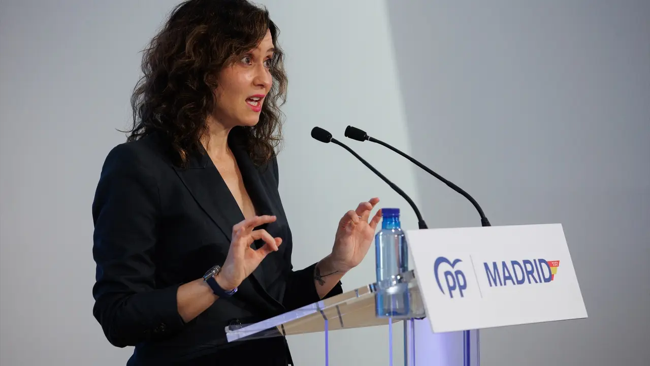 La presidenta de la Comunidad de Madrid, Isabel D&iacute;az Ayuso, interviene durante la clausura de la I Intermunicipal del PP de Madrid. Alejandro Mart&iacute;nez V&eacute;lez