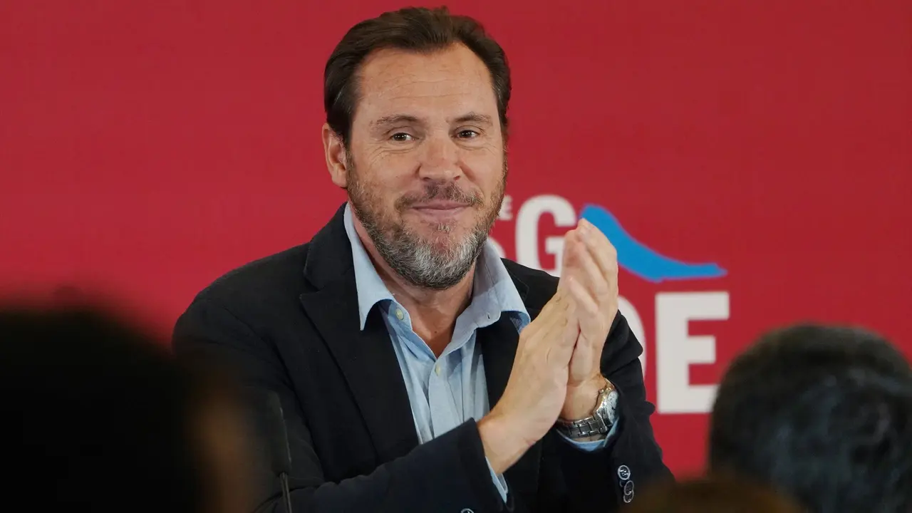 El ministro de Transportes y Movilidad Sostenible, &Oacute;scar Puente, durante el congreso del PSdeG. &Aacute;lvaro Ballesteros