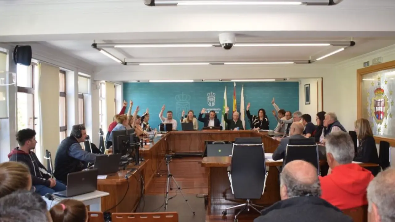 El Pleno del Ayuntamiento de Pi&eacute;lagos, en una sesi&oacute;n celebrada este jueves, ha aprobado la adhesi&oacute;n del municipio a la Mancomunidad Valles Pasiegos y a la Agencia de Desarrollo Comarcal Pisue&ntilde;a-Pas-Miera, fortaleciendo as&iacute; la cooperaci&oacute;n regional y el desarrollo local.