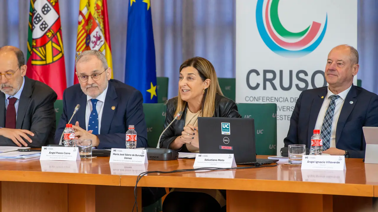 La presidenta de Cantabria, Mar&iacute;a Jos&eacute; S&aacute;enz de Buruaga, preside la reuni&oacute;n del grupo de trabajo de la Macrorregi&oacute;n de Regiones del Suroeste de Europa. / Alerta
