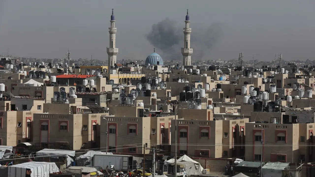 El humo en la zona de Rafah. EP