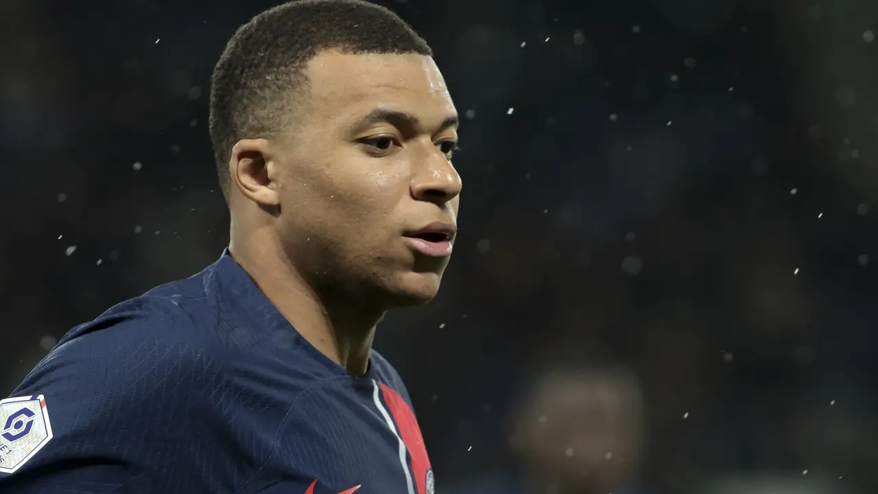Kylian Mbappe durante un partido del PSG. / AFP7