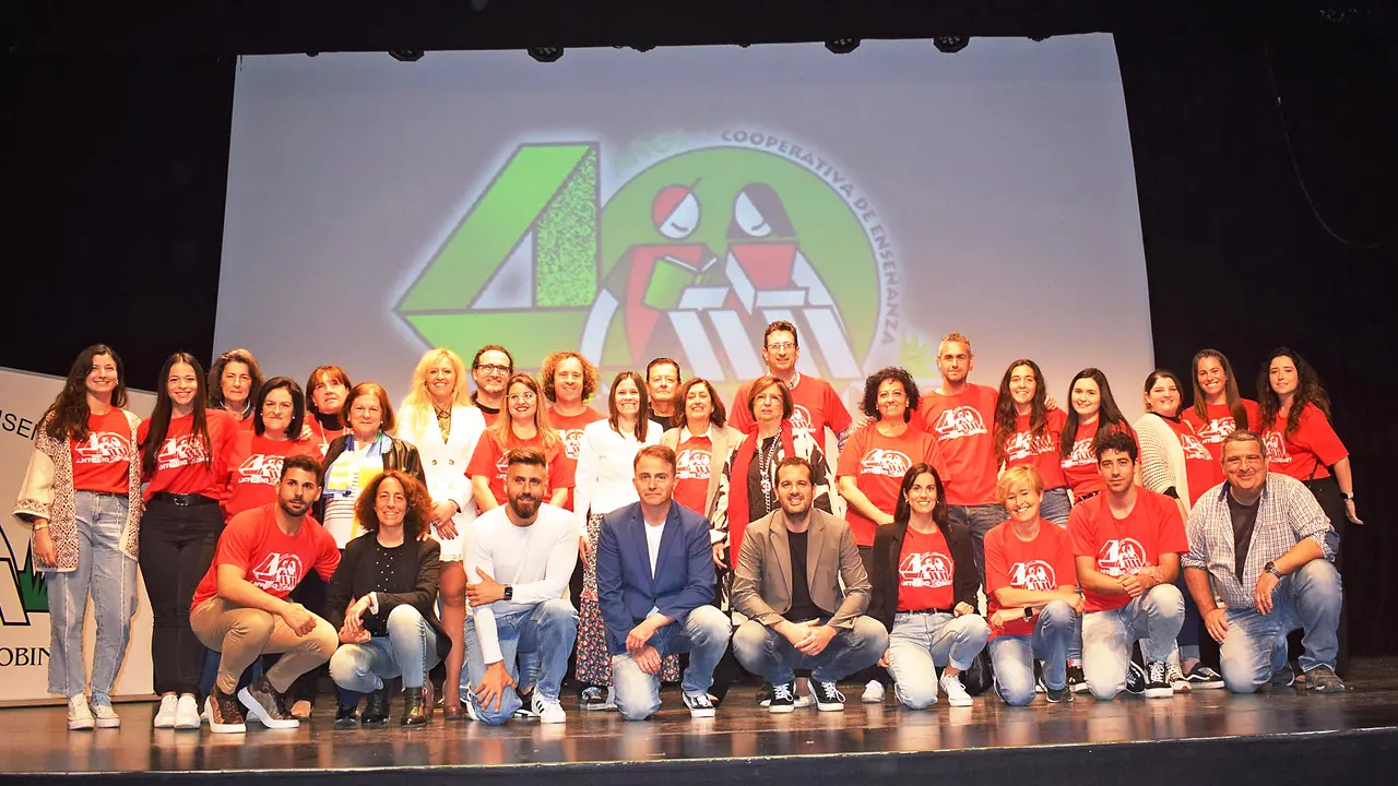 Fotograf&iacute;a de la celebraci&oacute;n del 40 aniversario. / Alerta