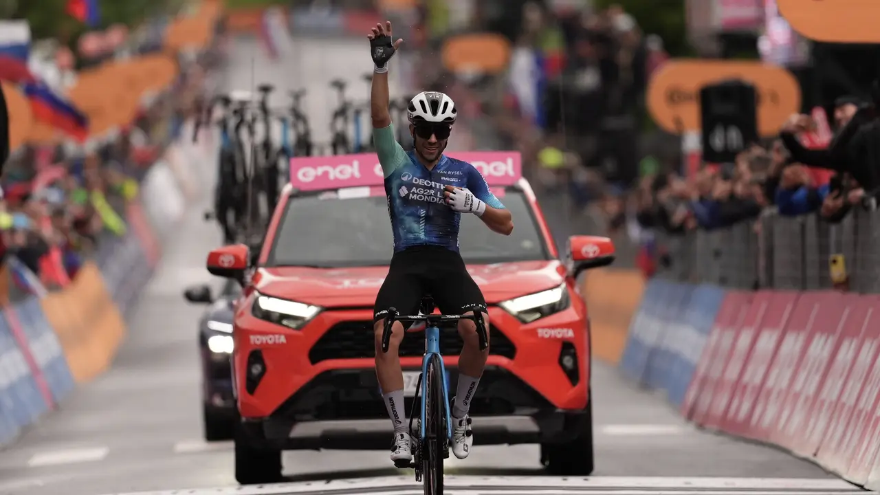 Vendrame desata la locura en Italia. / Giro d'Italia