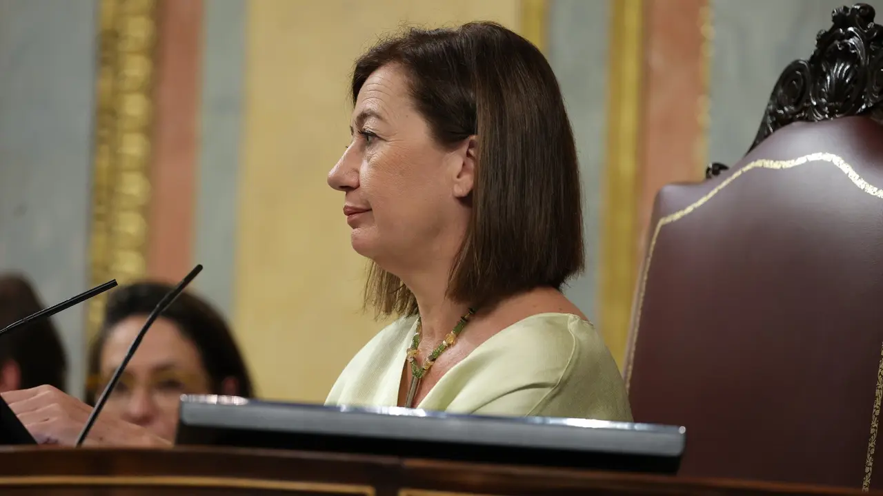 La presidenta del Congreso, Francina Armengol, durante la sesi&oacute;n de control al Gobierno. Jes&uacute;s Hell&iacute;n