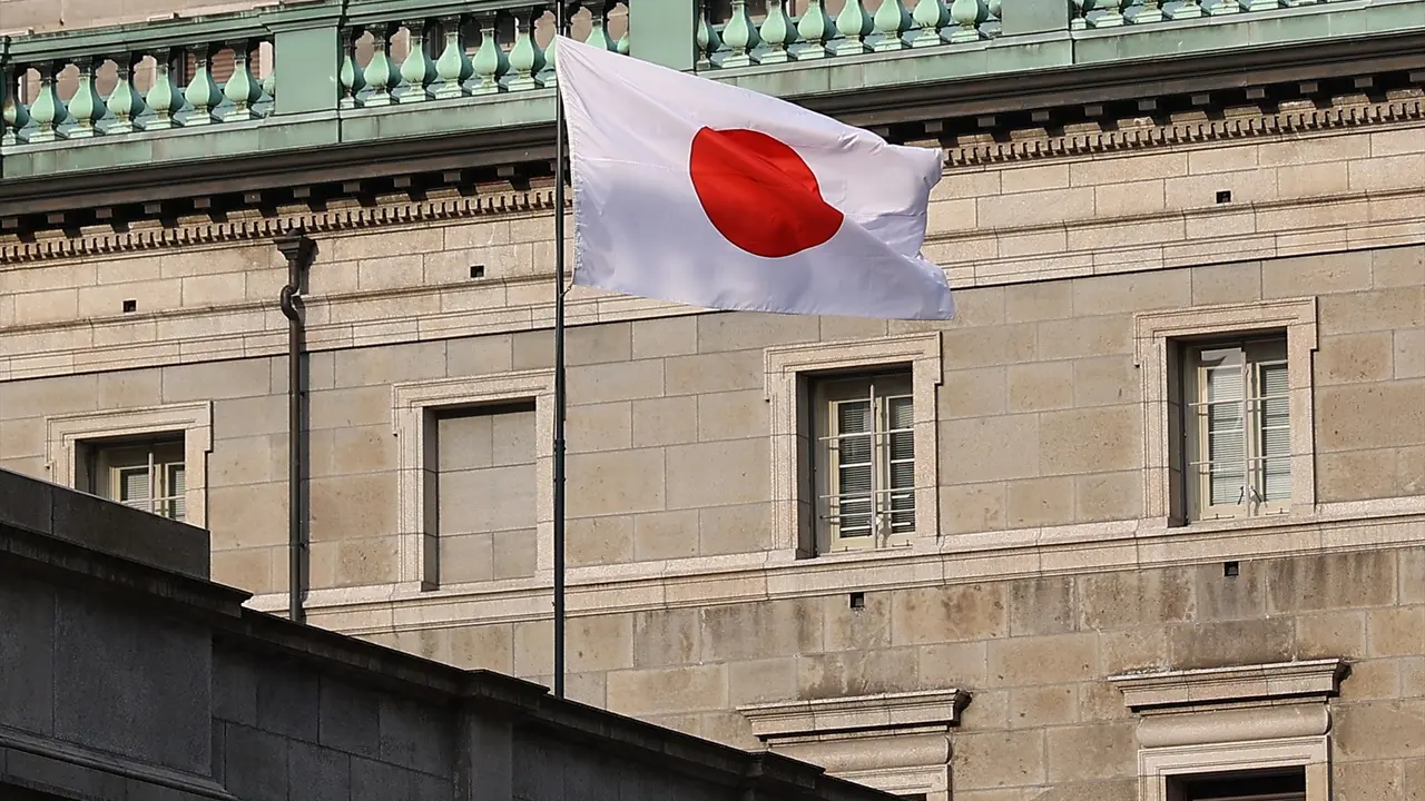 Una bandera de Jap&oacute;n en Tokio.  Rodrigo Reyes Marin / Archivo