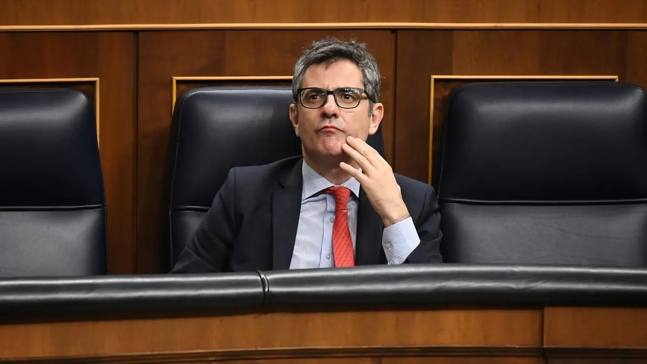 El ministro de la Presidencia, Justicia y Relaciones con las Cortes, F&eacute;lix Bola&ntilde;os, durante una sesi&oacute;n plenaria. Fernando S&aacute;nchez / Archivo
