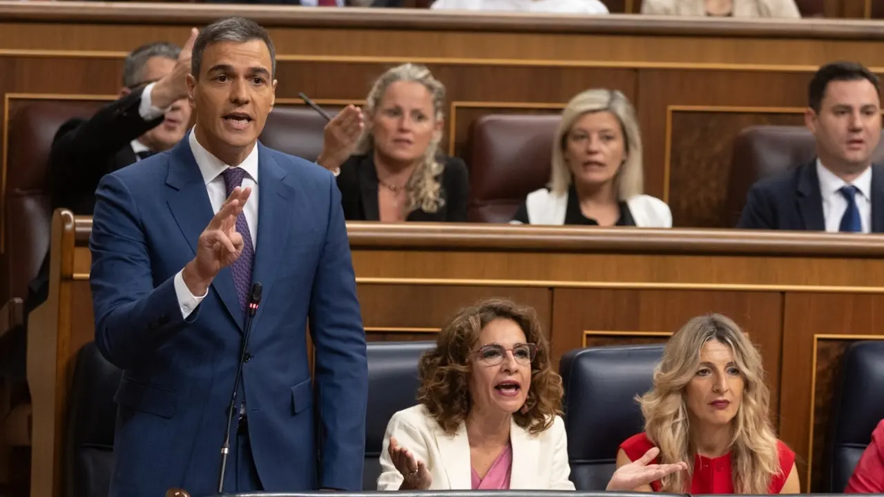 El presidente del Gobierno, Pedro S&aacute;nchez, interviene durante una sesi&oacute;n de control. Eduardo Parra
