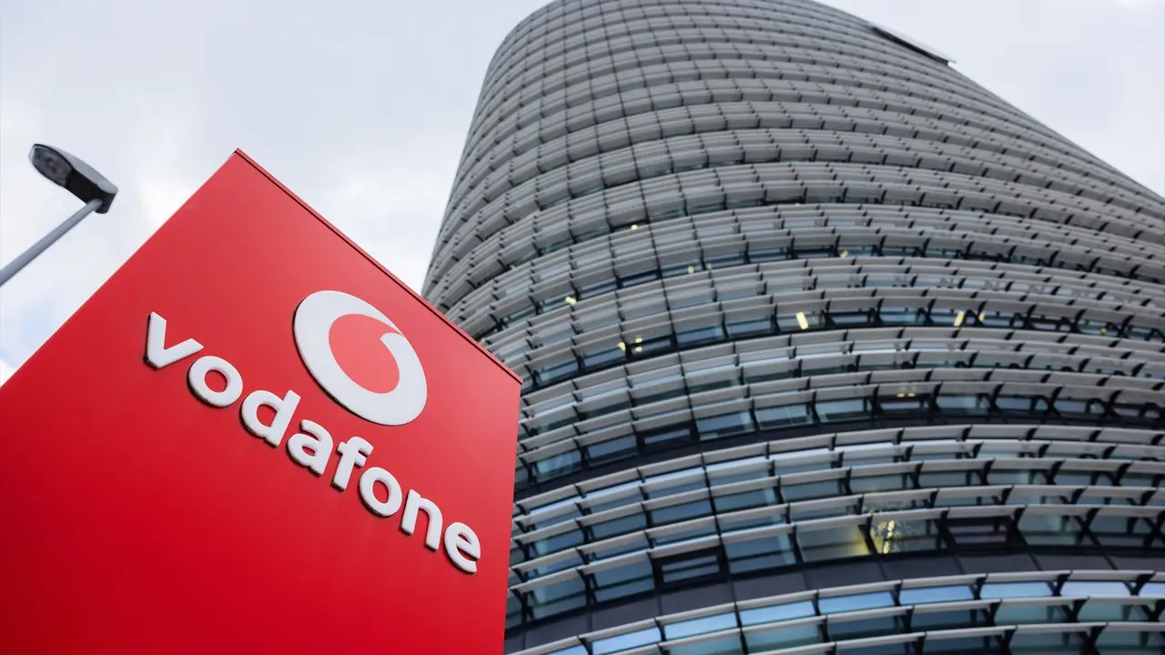 Fachada de unas de las sedes de Vodafone. Rolf Vennenbernd / Archivo
