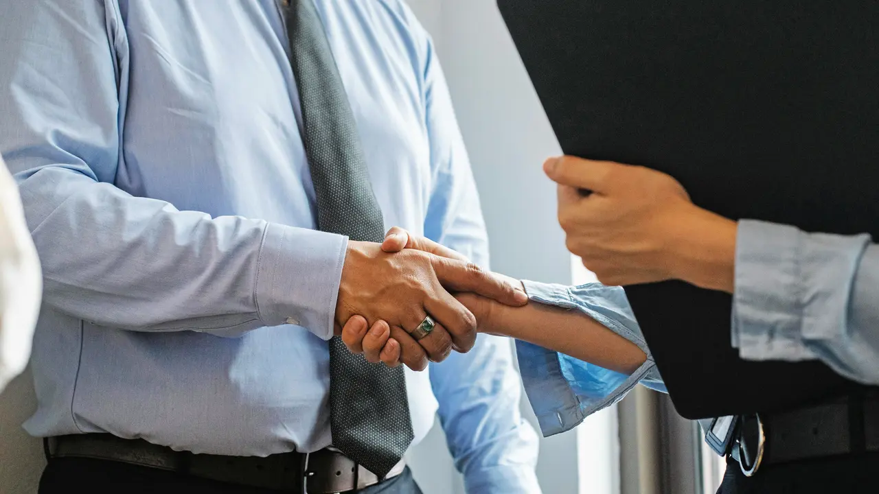 Adem&aacute;s de asesoramiento financiero y contable, la red de apoyo propuesta ofrecer&iacute;a capacitaci&oacute;n en gesti&oacute;n empresarial. / Alerta
