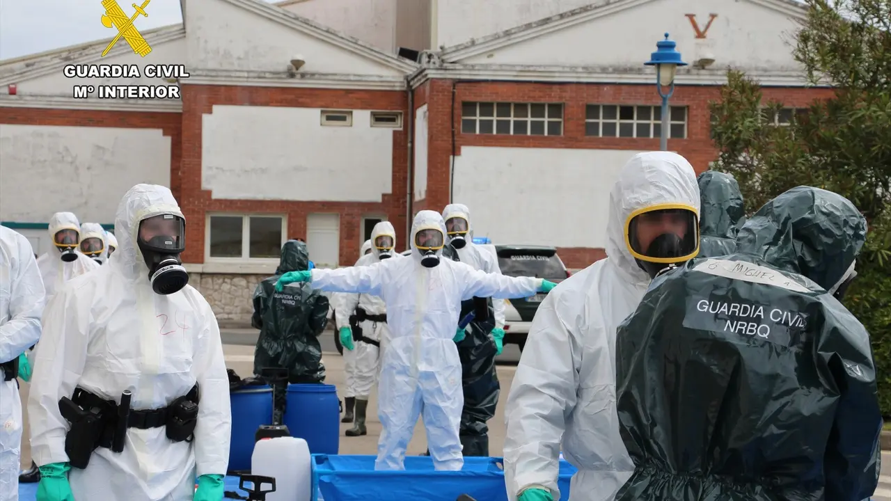 La Guardia Civil realiza en Cantabria un curso de formaci&oacute;n y un simulacro de amenazas nucleares y biol&oacute;gicas. Guardia Civil