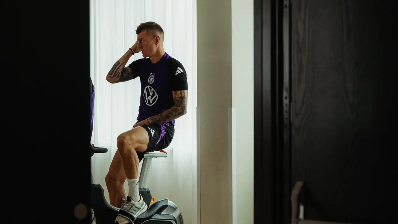 Toni Kroos durante el entrenamiento con Alemania. / Red X Alemania