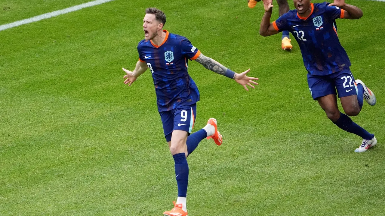 Pa&iacute;ses Bajos celebra su gol. / Marcus Brandt