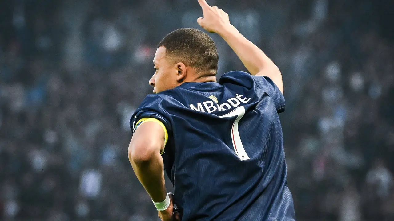 Mbapp&eacute; celebra un gol con el PSG. / EP
