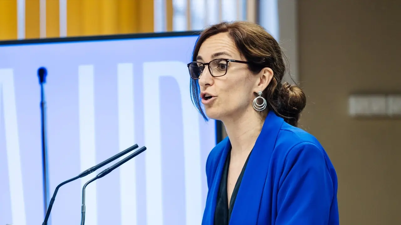 La ministra de Sanidad, M&oacute;nica Garc&iacute;a. Carlos Luj&aacute;n / Archivo