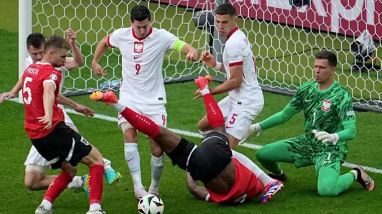 Robert Lewandowski durante el Polonia-Austria
- Michael Kappeler/dpa
