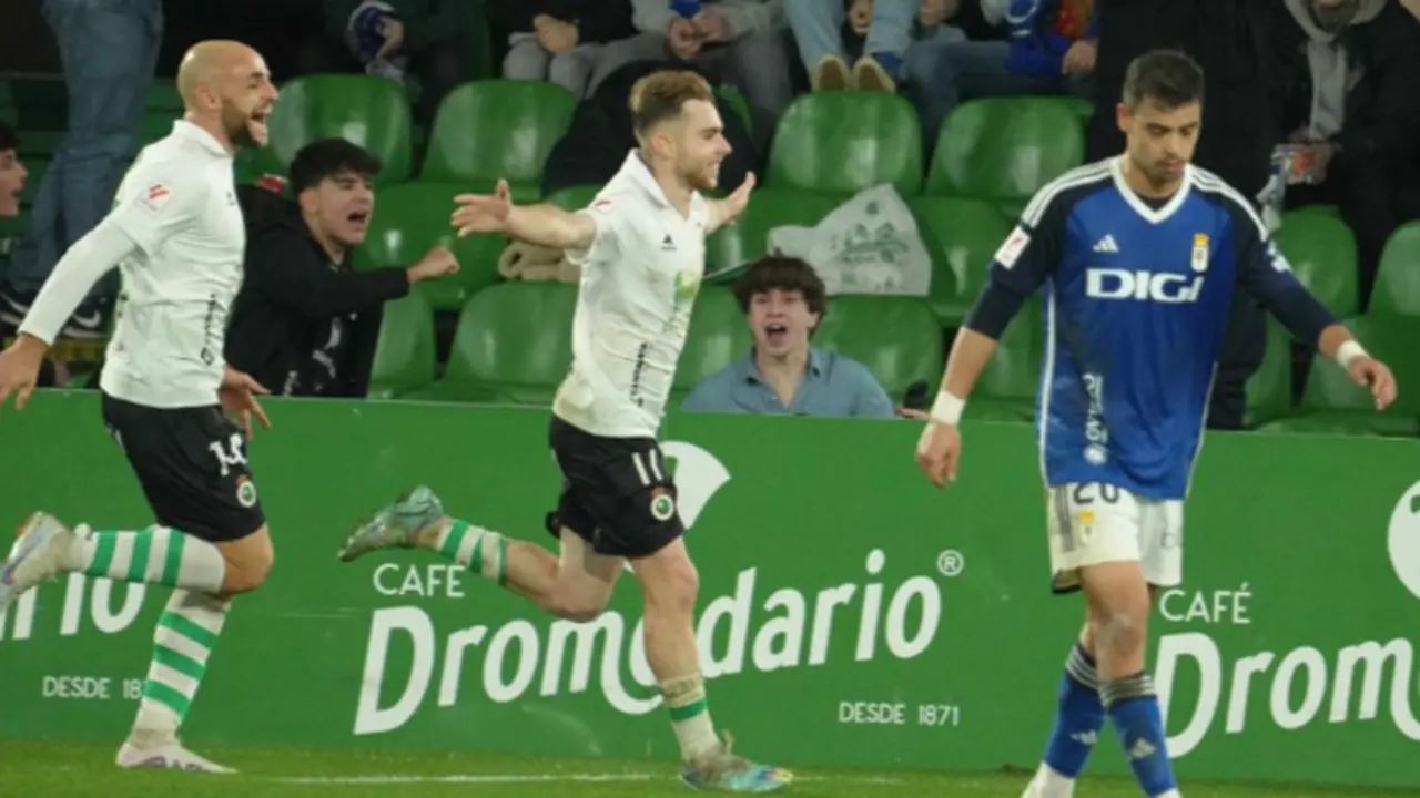 Encuentro entre el oviedo y el Racing de santander. /RRC