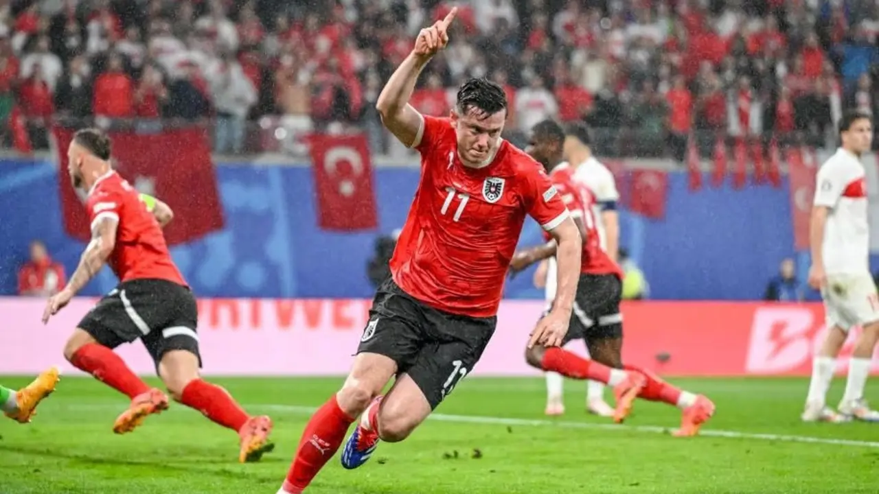 Ralf Rangnick, seleccionador de Austria : "Los cuatro partidos que hemos jugado han sido muy entretenidos, incluido el de hoy. No todo ha ido del todo bien, pero han sido cuatro partidos muy entretenidos e intensos. Ahora tenemos que aprovechar esta experiencia para la Liga de Naciones y, despu&eacute;s, para la clasificaci&oacute;n para el Mundial".