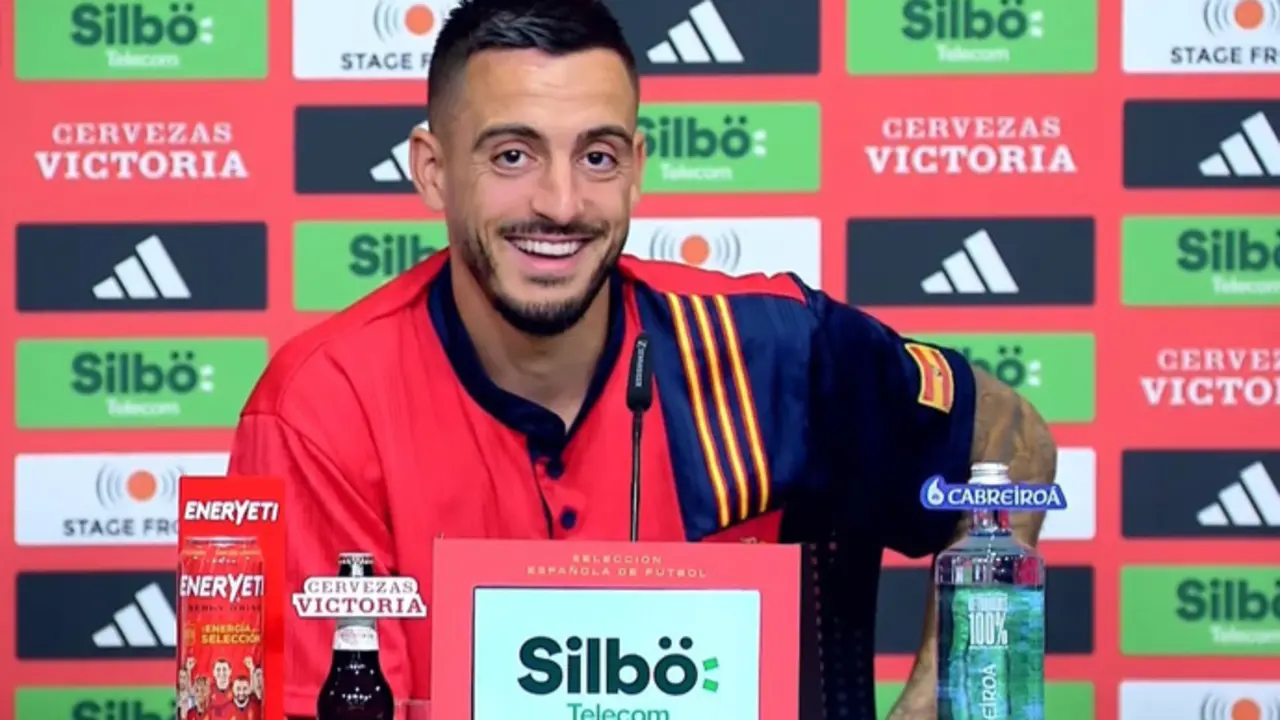 El jugador de la selecci&oacute;n espa&ntilde;ola Joselu Matu, en rueda de prensa previa al partido contra Alemania. / RFEF