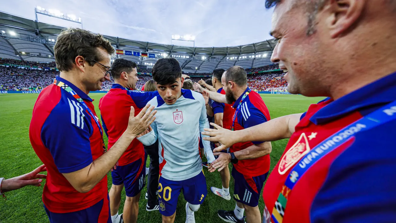 Pedri durante un pasillo con la selecci&oacute;n. / SEFutbol