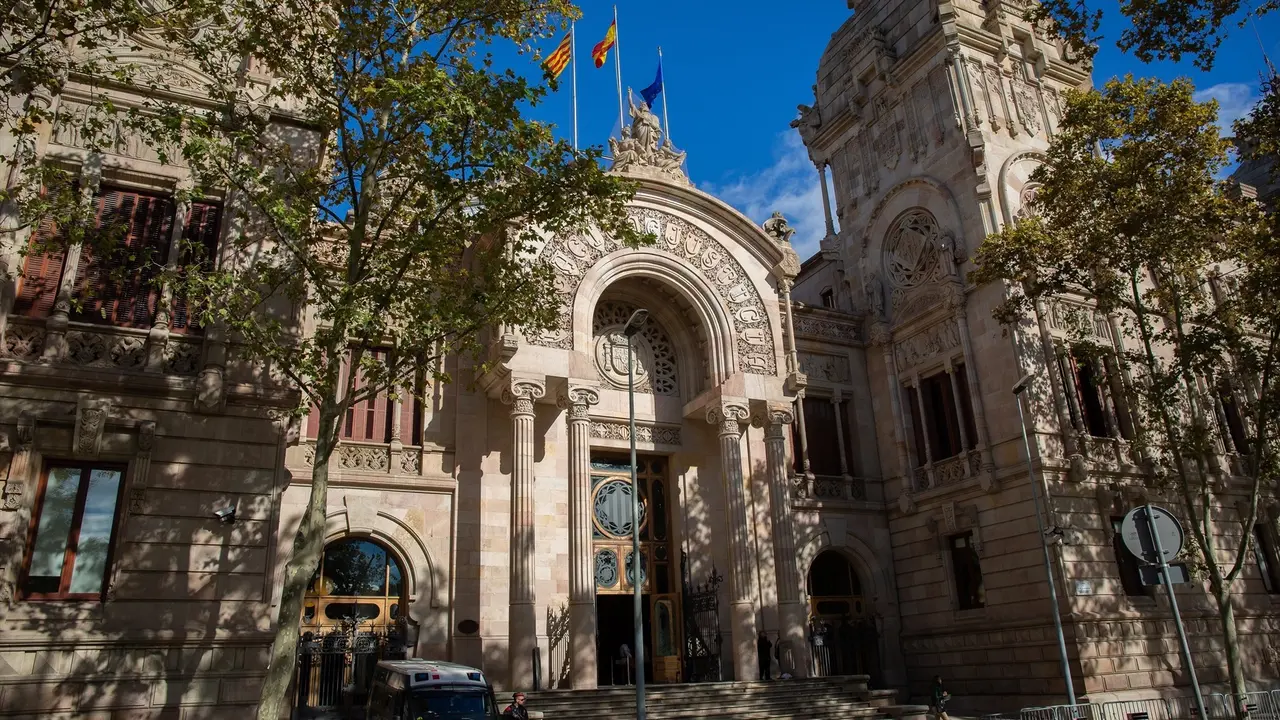 Fachada del Tribunal Superior de Justicia de Catalu&ntilde;a. / Archivo