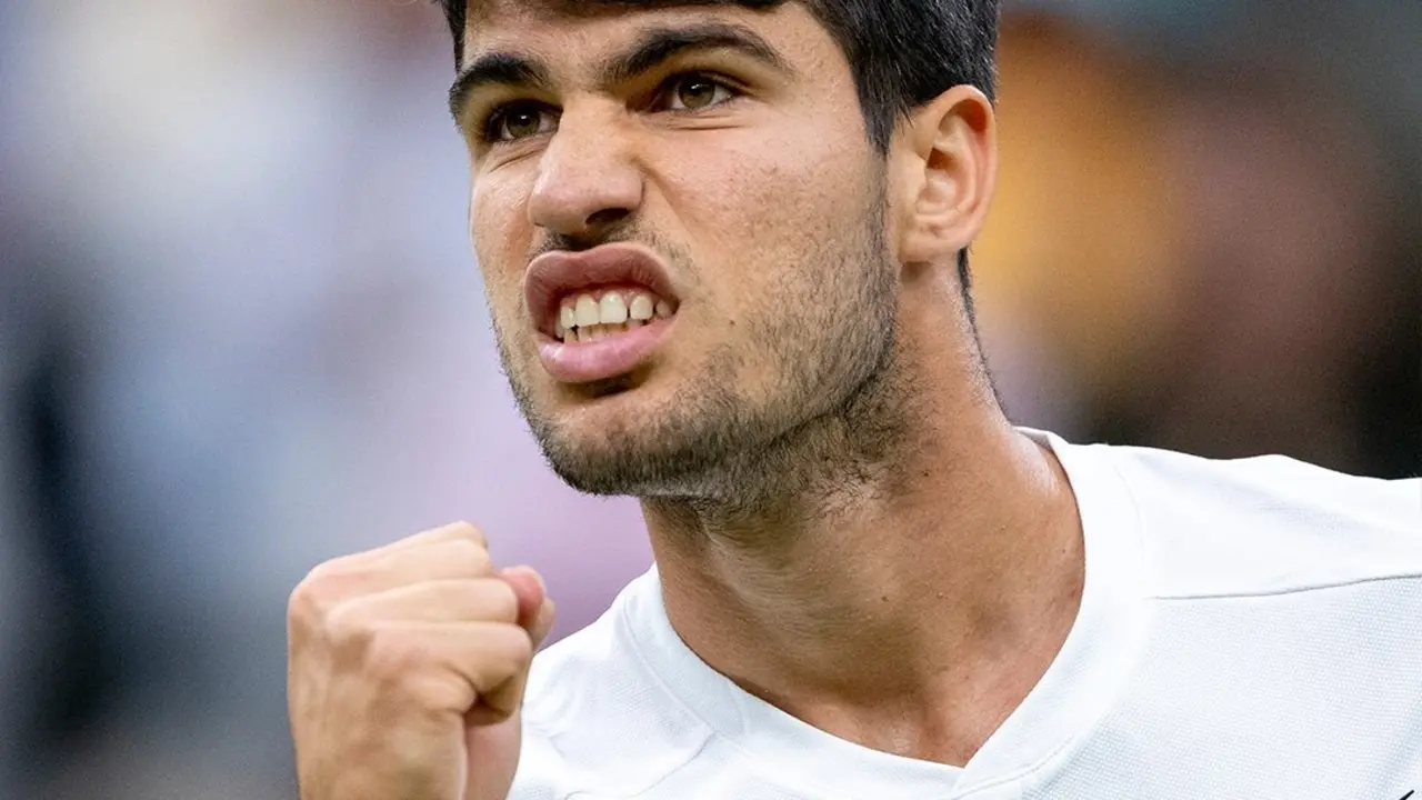 Carlos Alcaraz durante el partido de Wimbledon. / Wimbledon