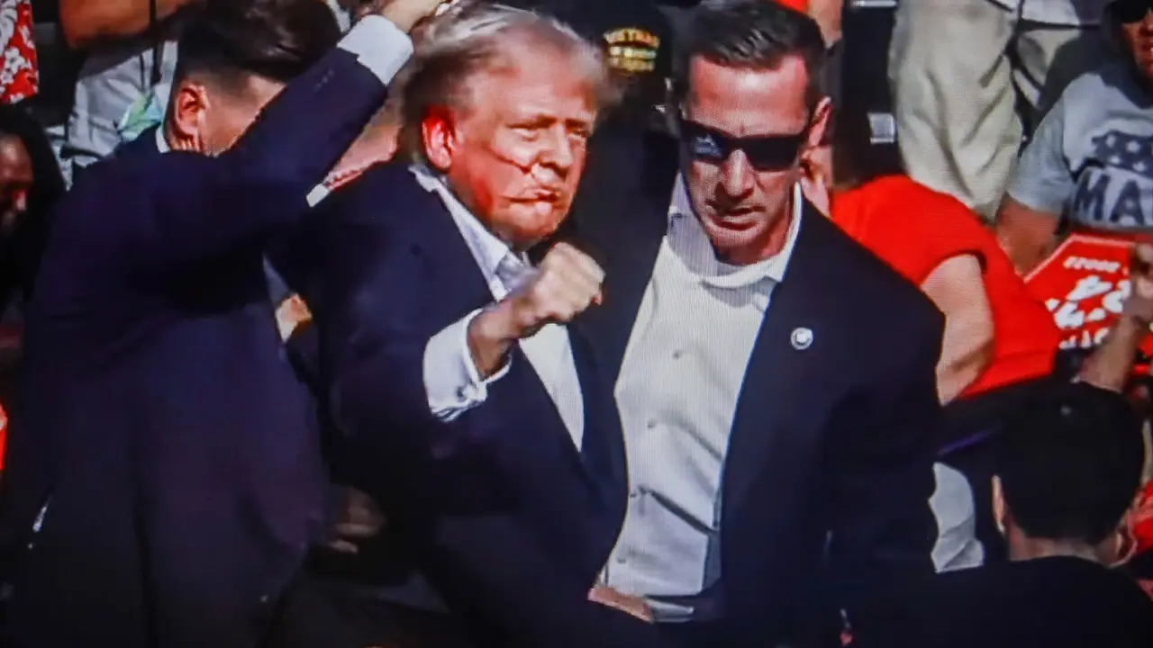 Una captura de pantalla de un v&iacute;deo tras el atentado a Donald Trump. Artem Priakhin