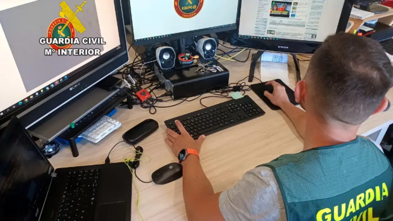 Vuelven las estafas a trav&eacute;s de Whatsapp y SMS. / Guardia Civil